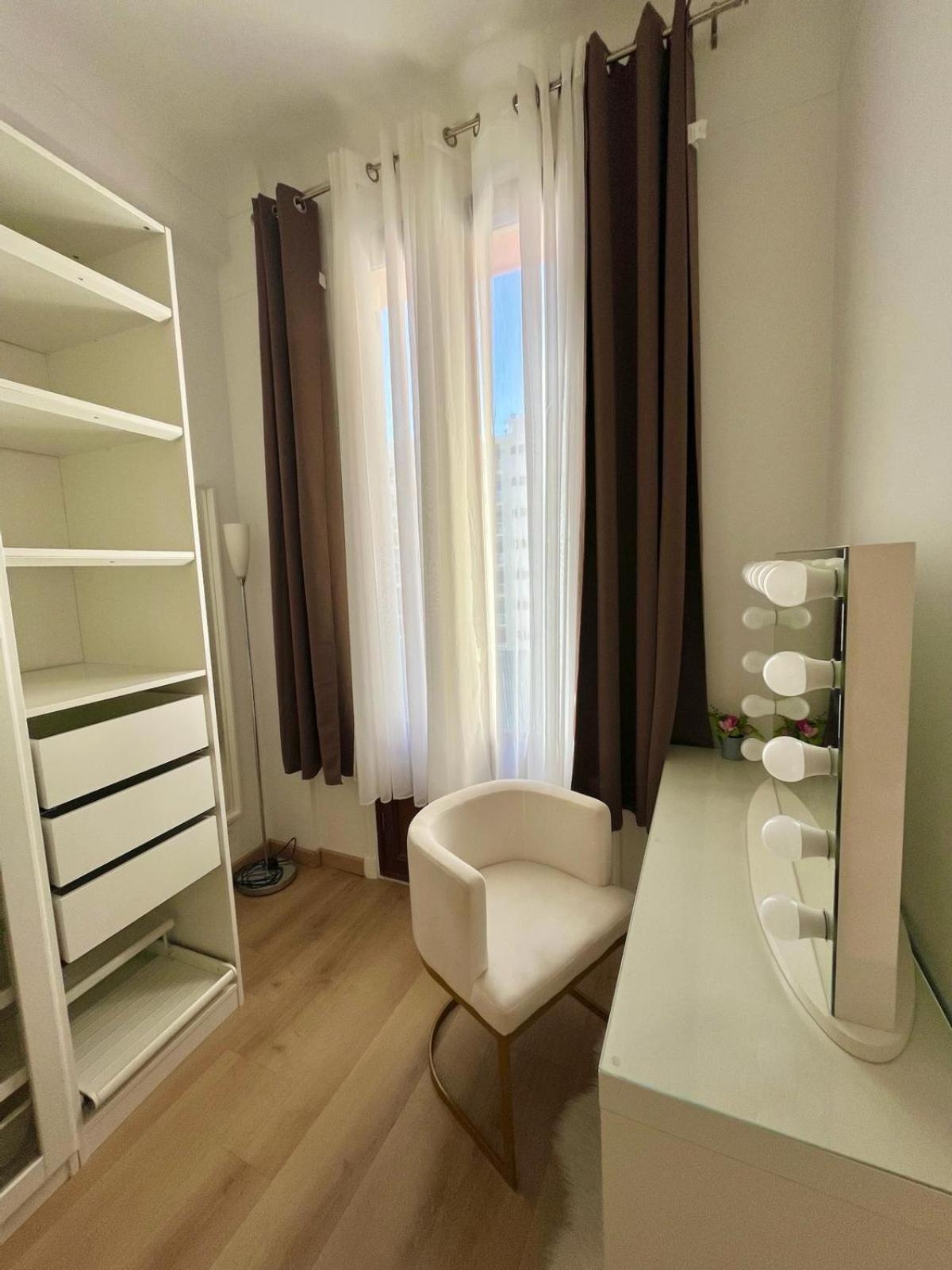 Nice - Appartement T3 Renove De 50 M2 Classe 2 Etoiles Buitenkant foto
