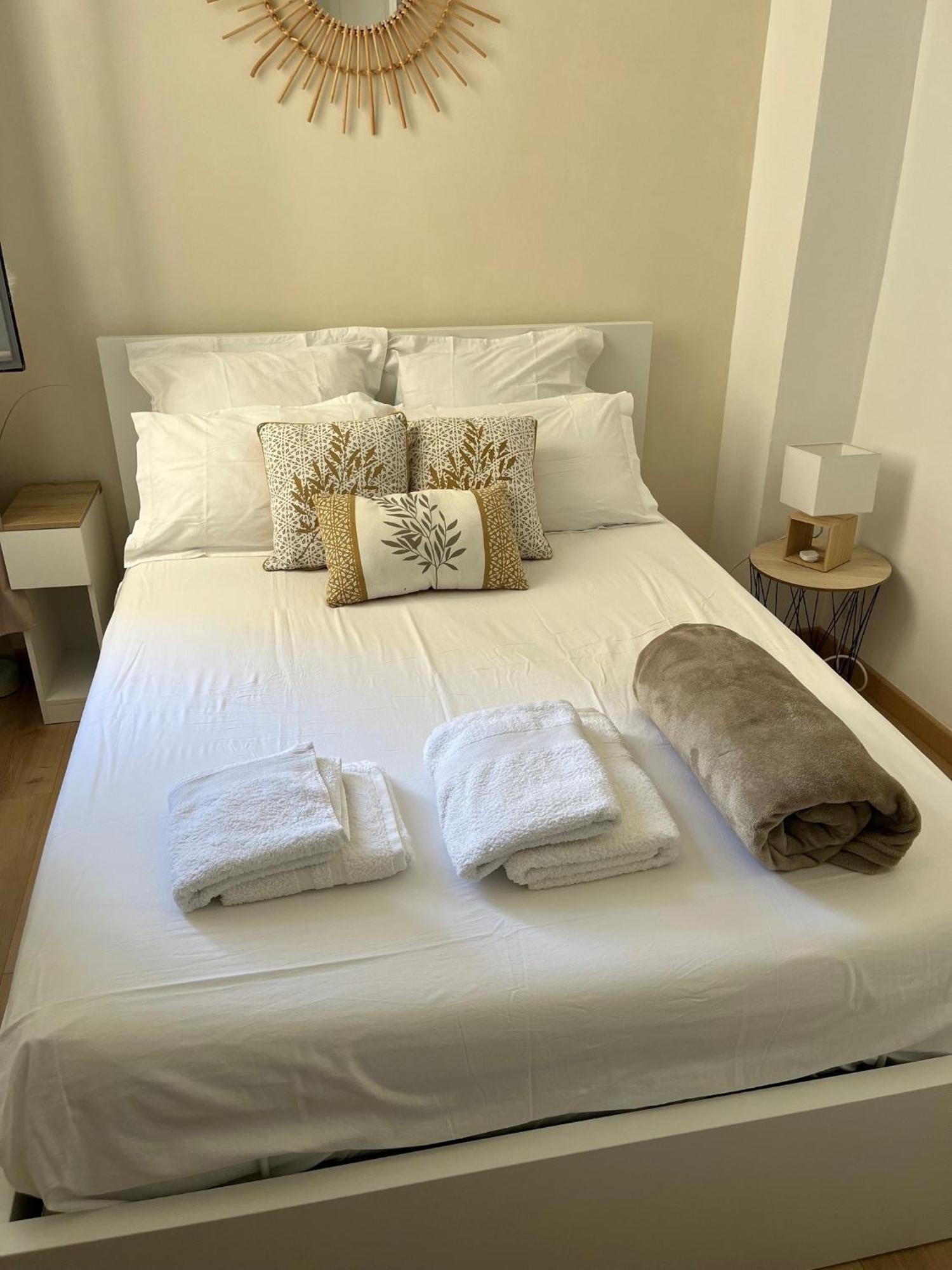 Nice - Appartement T3 Renove De 50 M2 Classe 2 Etoiles Buitenkant foto